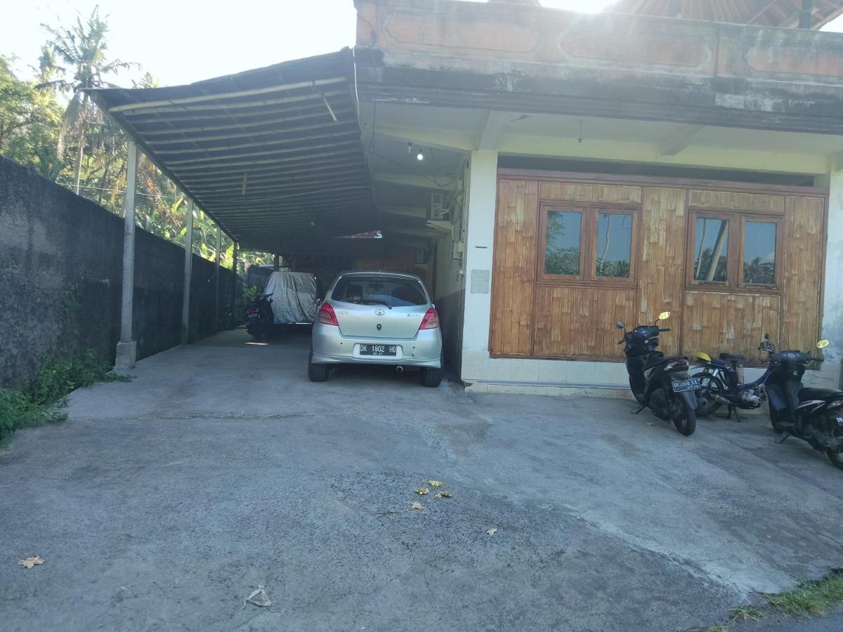 Pondok Diana Yuki Jasri Luaran gambar